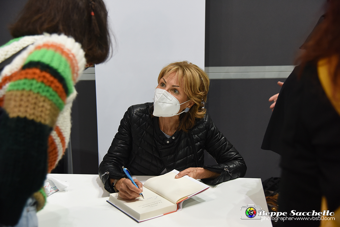 VBS_1696 - Salone del Libro di Torino - 33.ma edizione - 17 Ottobre 2021.jpg